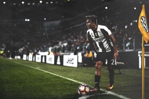 开云体育中国-爱德华兹接管总决赛，当爵士的炮火声成为灰熊的安魂曲