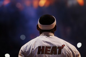 开云体育世界杯-2026世界杯历史重演，乌拉圭完胜葡萄牙，佩德里神级表现主导全场