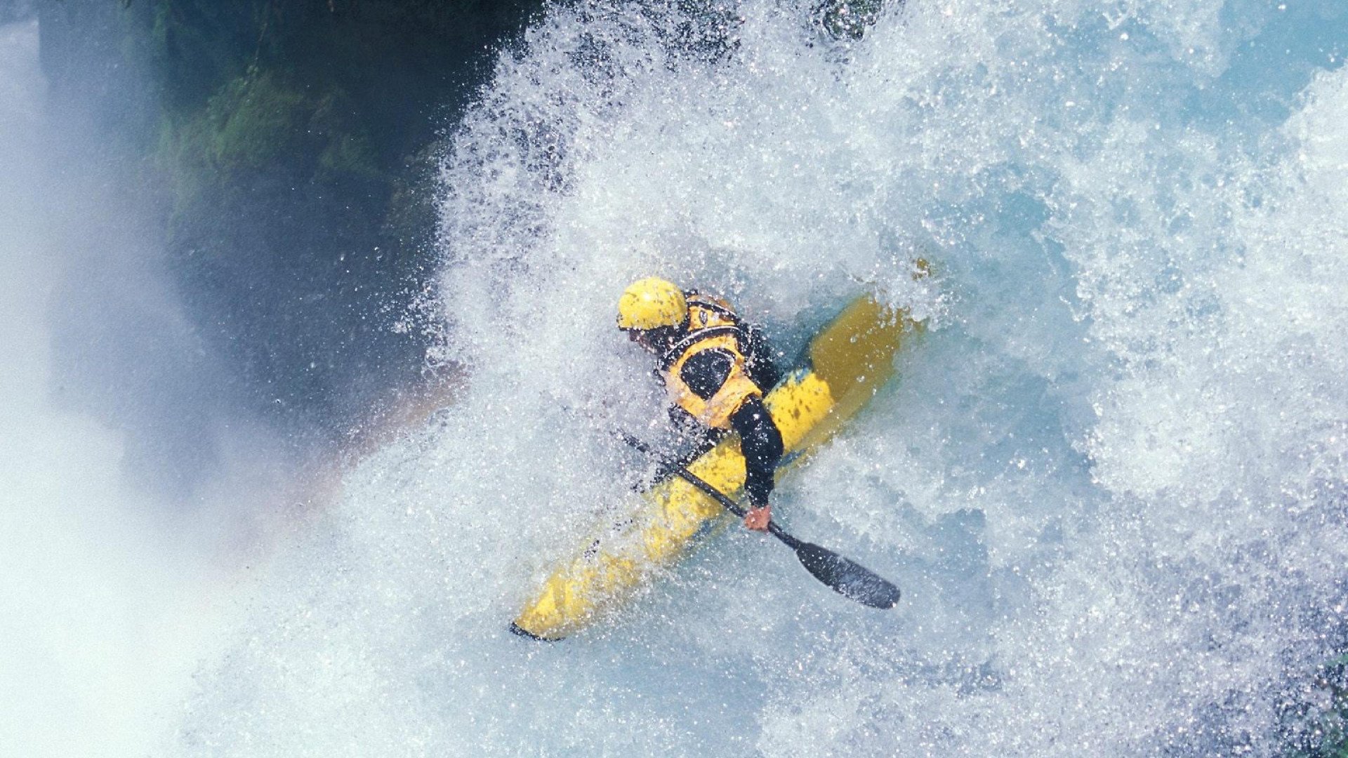 卡塞米罗，从塞内加尔到希腊的冠军之路，一场跨越大陆的足球史诗